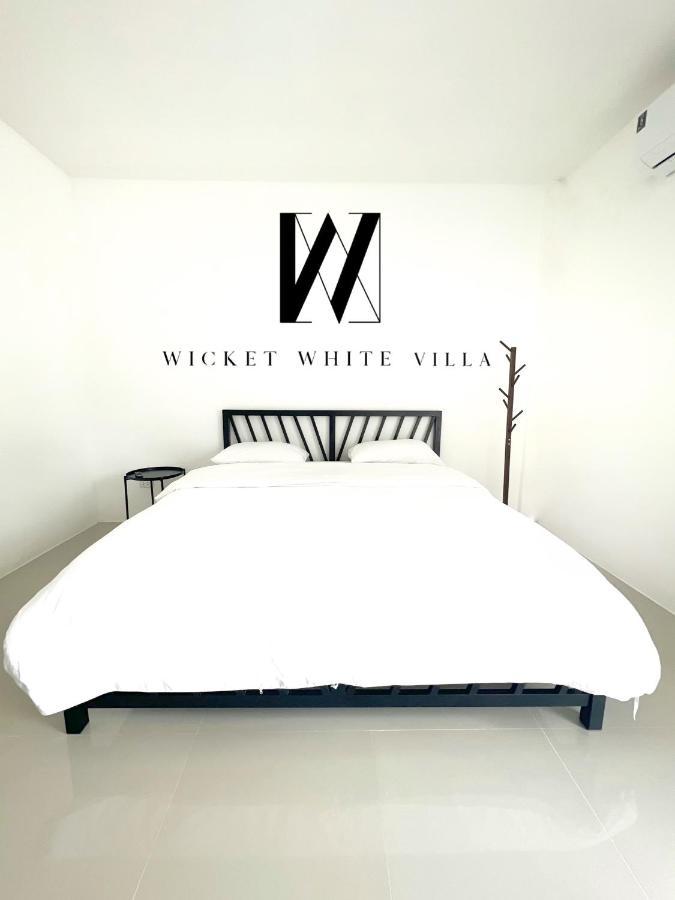 Wicket White Villa Photharam Eksteriør billede